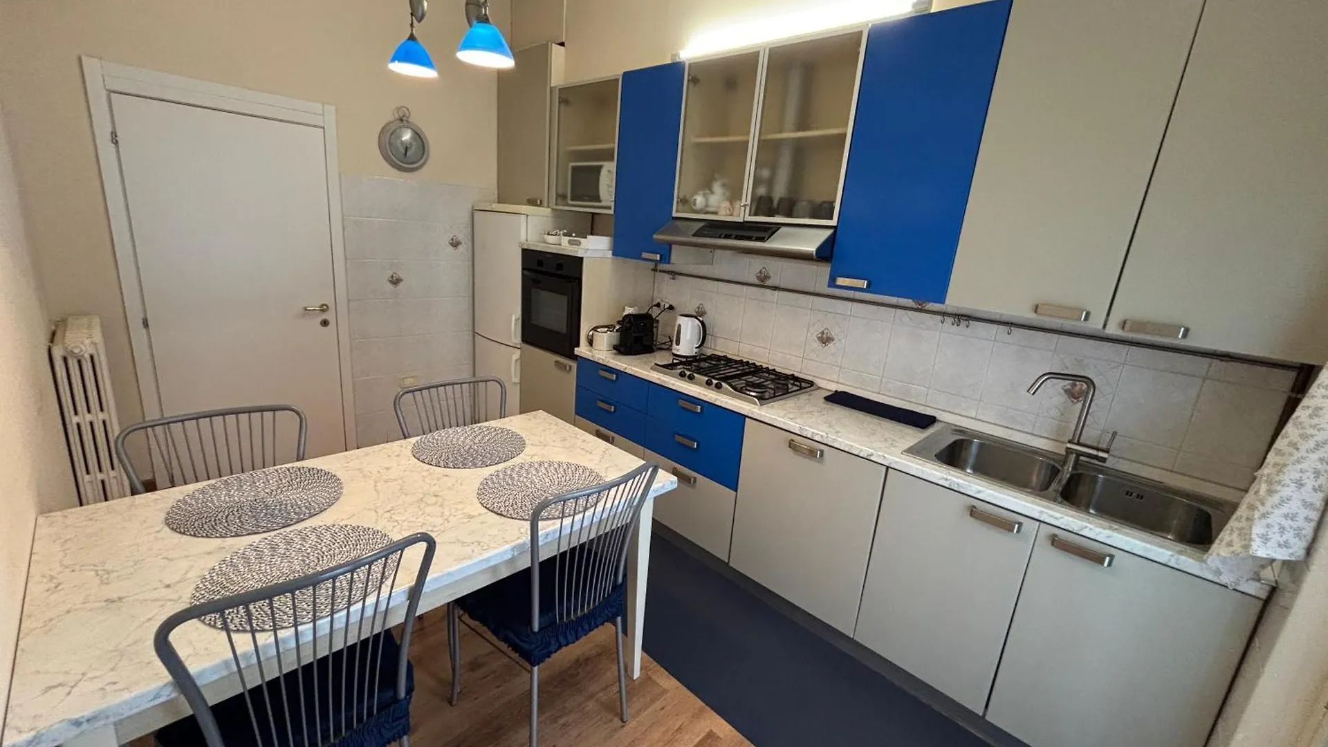 Due Passi Dal Te Bed & Breakfast Mantua